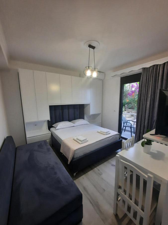 Nora'S Guesthouse ซารานเดอ ภายนอก รูปภาพ